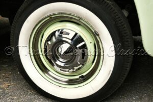 Chevrolet Apache 3200