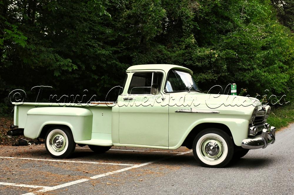 Chevrolet Apache 3200