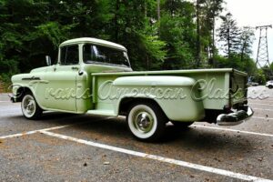 Chevrolet Apache 3200
