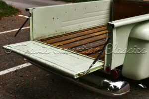 Chevrolet Apache 3200